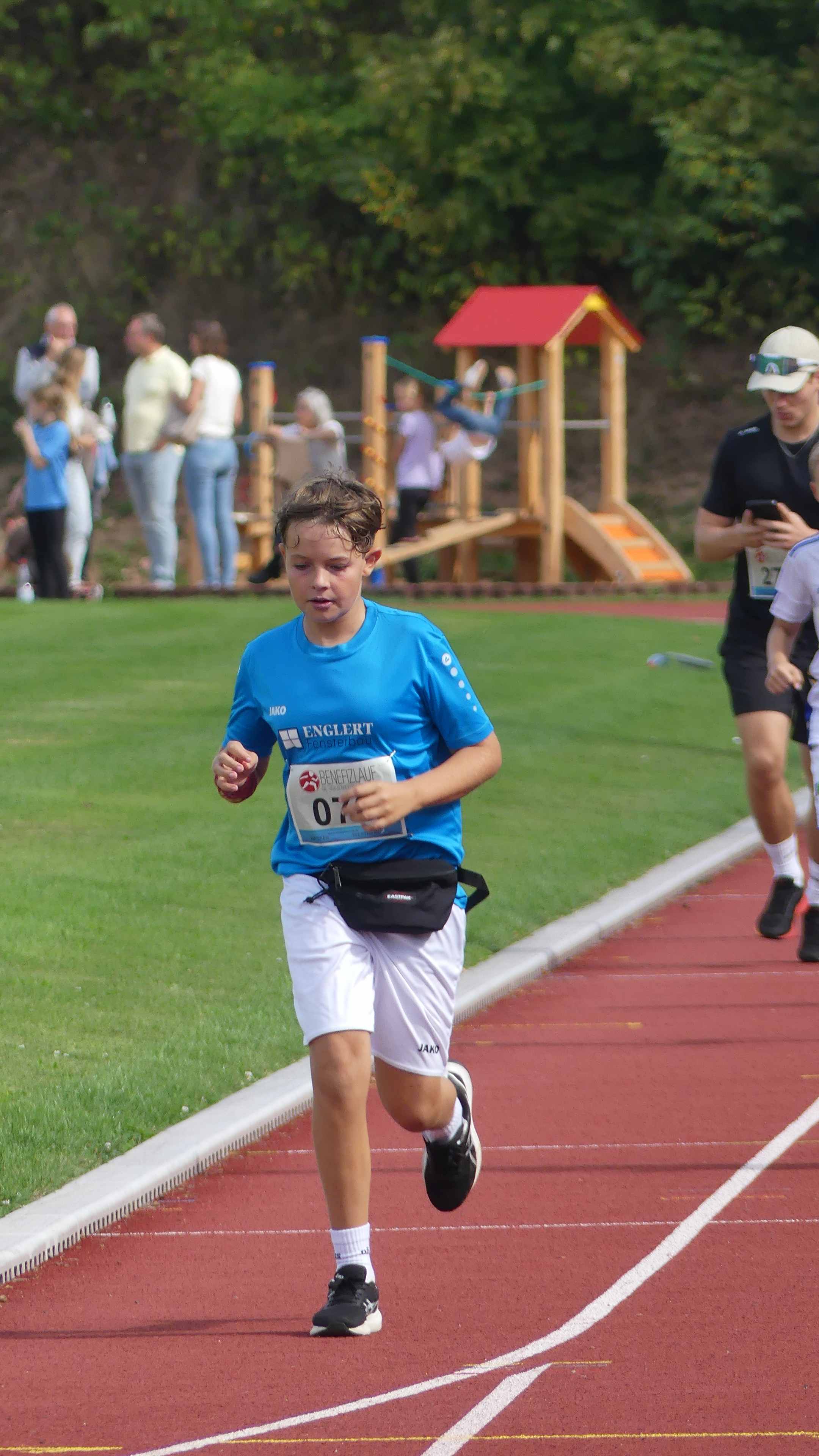 Bild vom 15. Benefizlauf im Jahr 2025. Dies ist das 300. Bild.